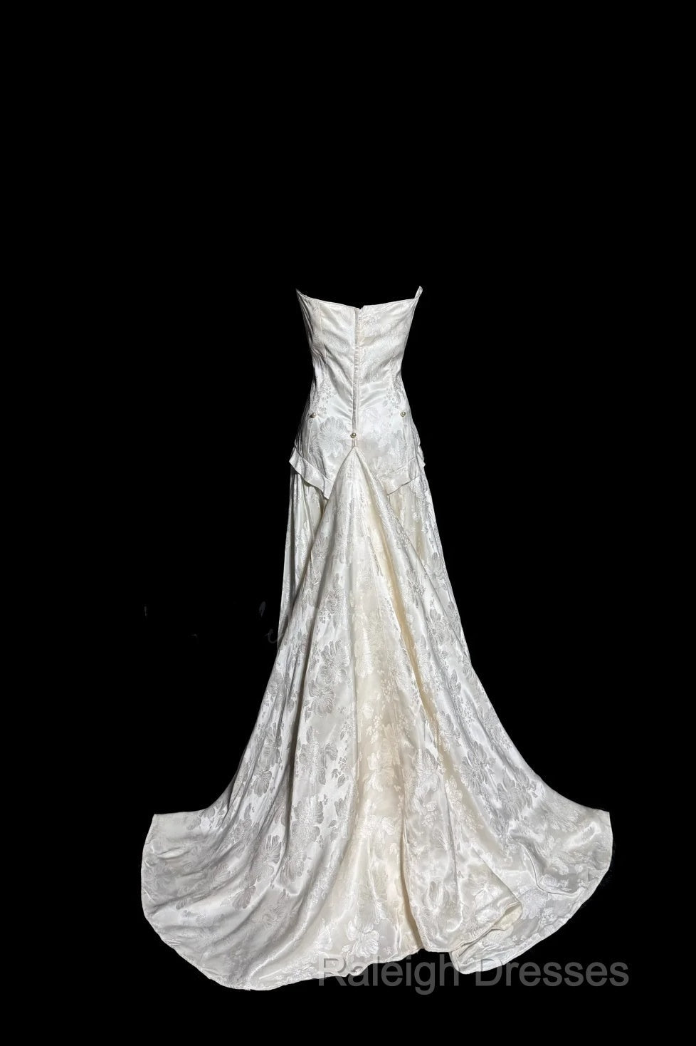 Vintage A-Line Strapless White Lace Prom Gown Fairy Prom Dress Secondary image