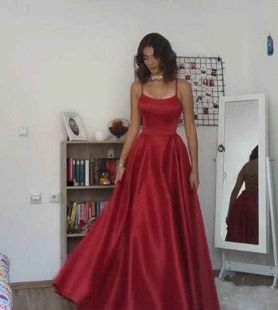Vintage A Line Straps Floor Length Red Formal Prom Dress Secondary image