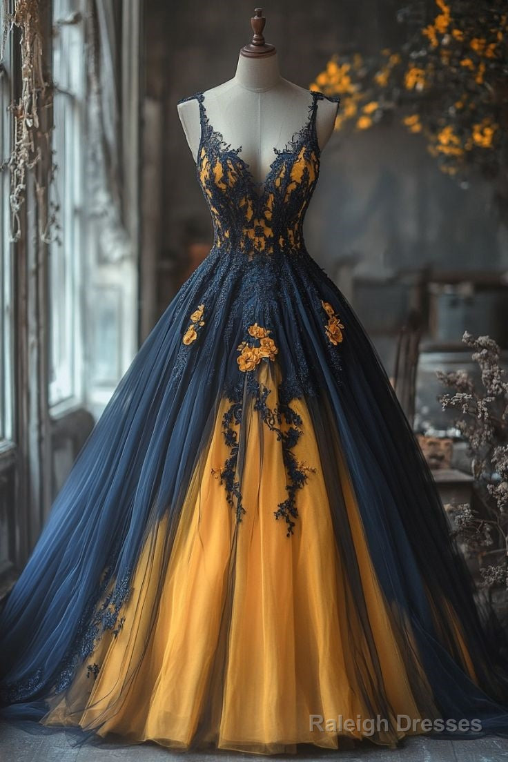 Vintage A-Line V-Neck Tulle Applique Prom Dresses Long Lace Prom Dresses