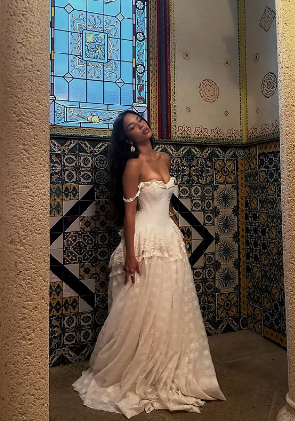 Vintage Ball Gowns Off The Shoulder Satin Lace Prom Dresses Wedding Dresses