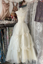 Vintage Ball Gown Spaghetti Straps Sleeveless Long White Evening Dress Prom Dresses