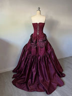 Vintage Ball Gowns Strapless Burgundy Sleeveless Satin 90S Classy Prom Dress Inspiration Prom Dresses Princess Graduation Dresses