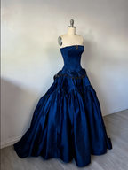 Vintage Ball Gowns Strapless Burgundy Sleeveless Satin 90S Classy Prom Dress Inspiration Prom Dresses Princess Graduation Dresses