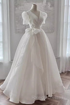 Vintage Ball Gown V Neckline Chiffon White Long Wedding Dresses Brides Dress