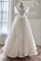Vintage Ball Gown V Neckline Chiffon White Long Wedding Dresses Brides Dress