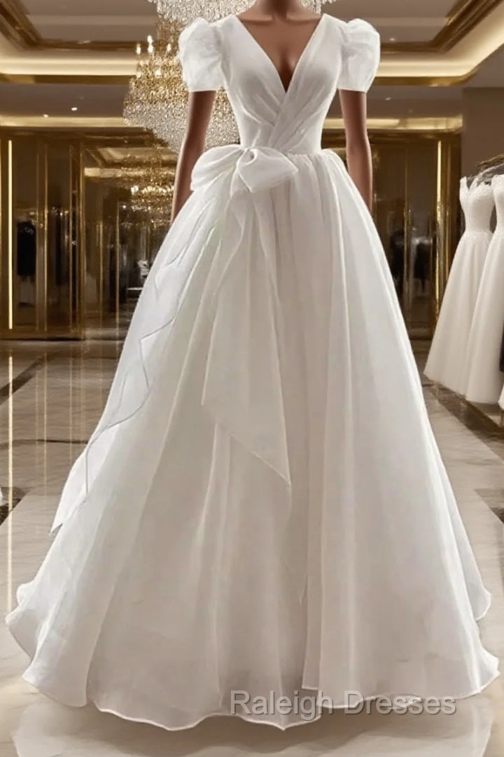 Vintage Ball Gown V Neckline Chiffon White Long Wedding Dress Brides Dresses Main image