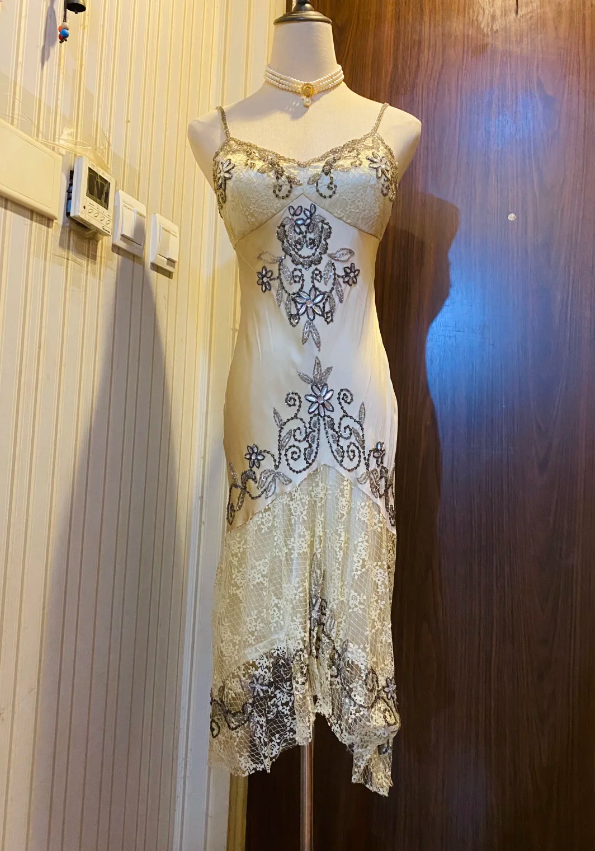 Vintage Beige Gold Irregular Strap Beaded Lace Formal Prom Dress Secondary image