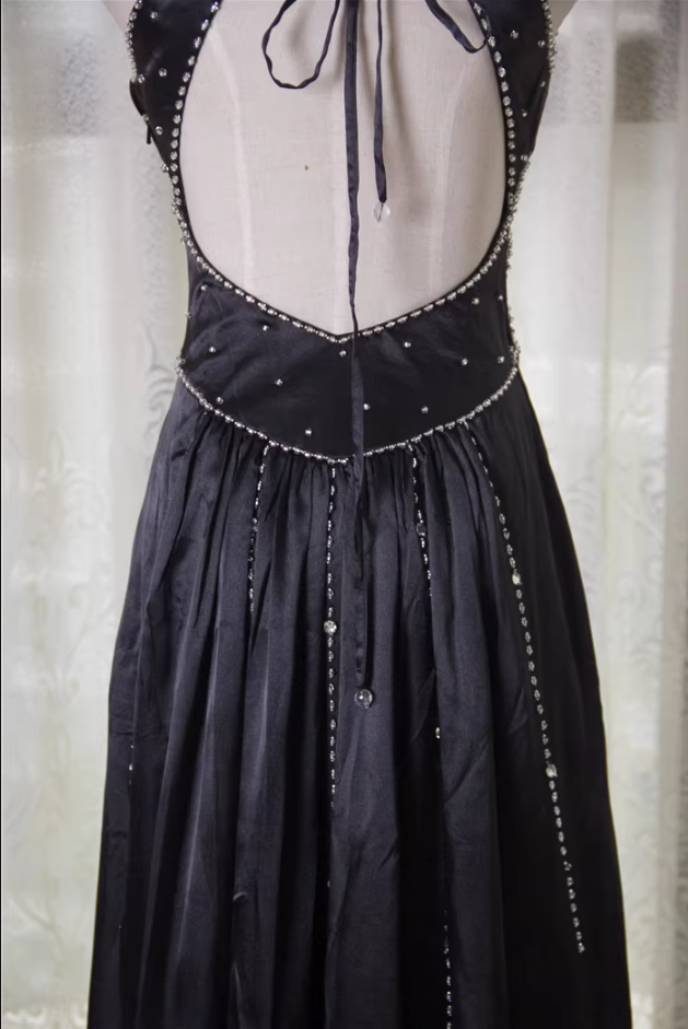 Vintage Black A-Line V-Neck Open Back Butterfly Rhinestone Beaded Satin Long Formal Prom Dress