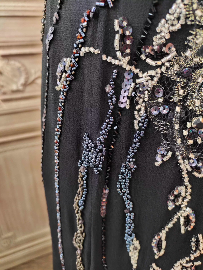 Vintage Black Mermaid Halter Neck Beaded Chiffon Long Formal Prom Dress