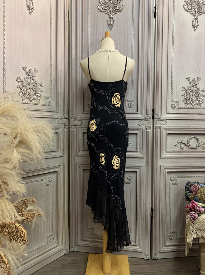 Vintage Black Mermaid Spaghetti Strap Gold Rose Beaded Embroidery Chiffon Long Formal Prom Dress