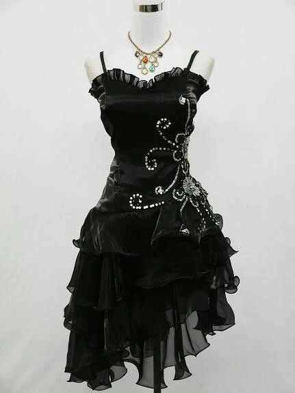 Vintage Black Straps Beaded Prom Dresses Ruffled Homecoming Dresses Main image