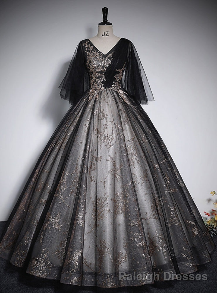 Vintage Black Tulle Sequins V-neck Quinceanera Dress Main image
