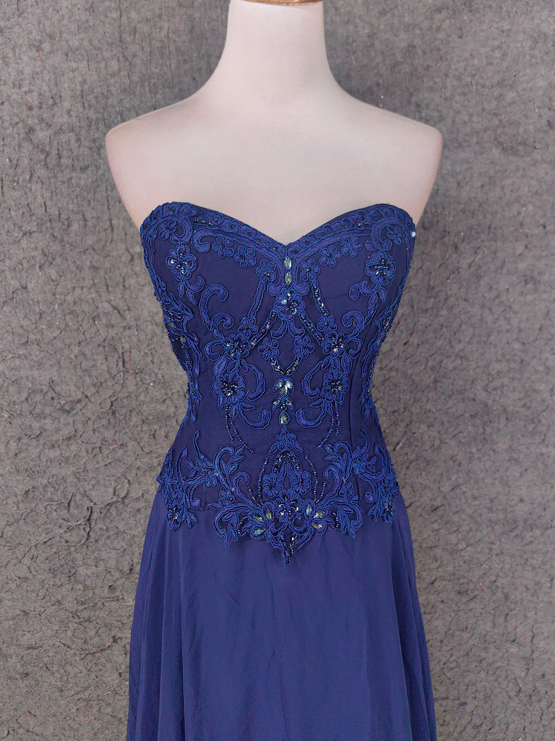 Vintage Blue Sweetheart Neck Embroidered Chiffon Long Formal Prom Dress Secondary image