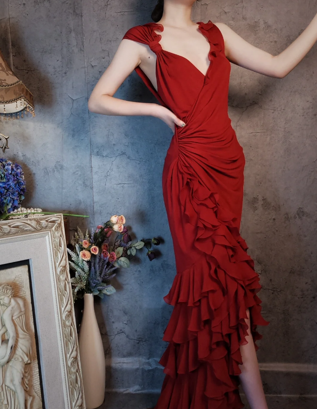 Vintage Burgundy Mermaid Deep V-Neck Layered Ruffle Chiffon Long Formal Prom Dress