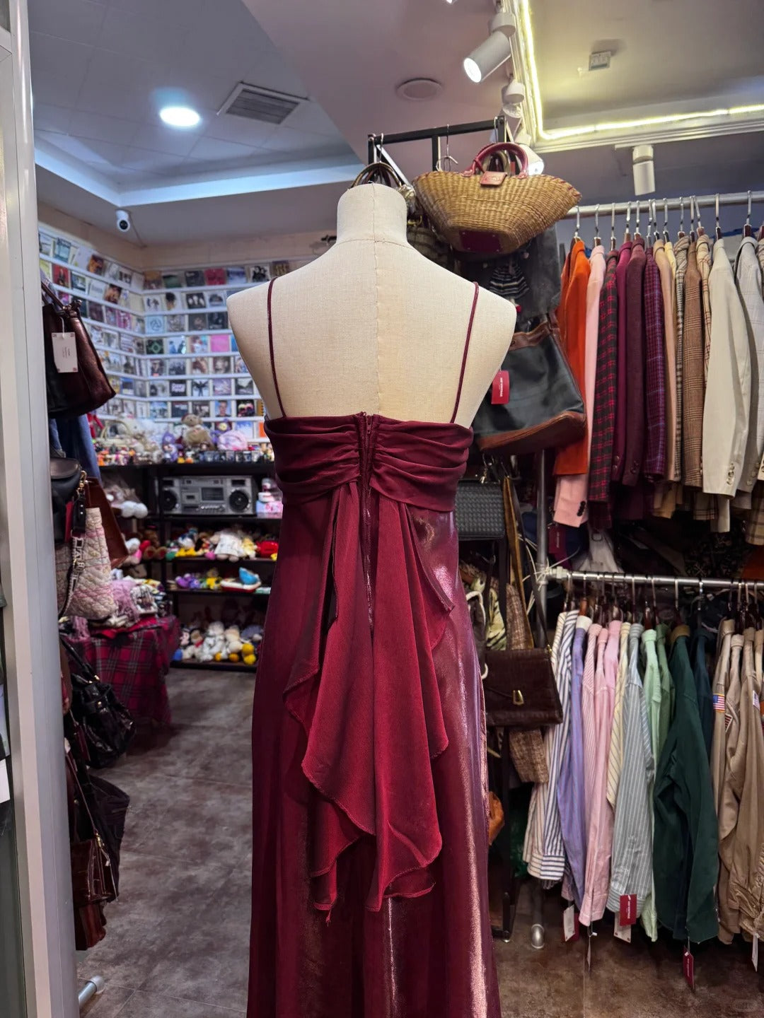 Vintage Burgundy Spaghetti Strap Halter Neck Satin Long Formal Prom Dress