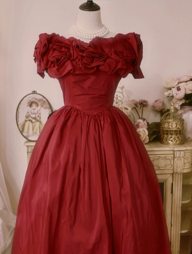 Vintage Court Red Bow Off-The-Shoulder Satin Ball Gown Prom Dress Secondary image
