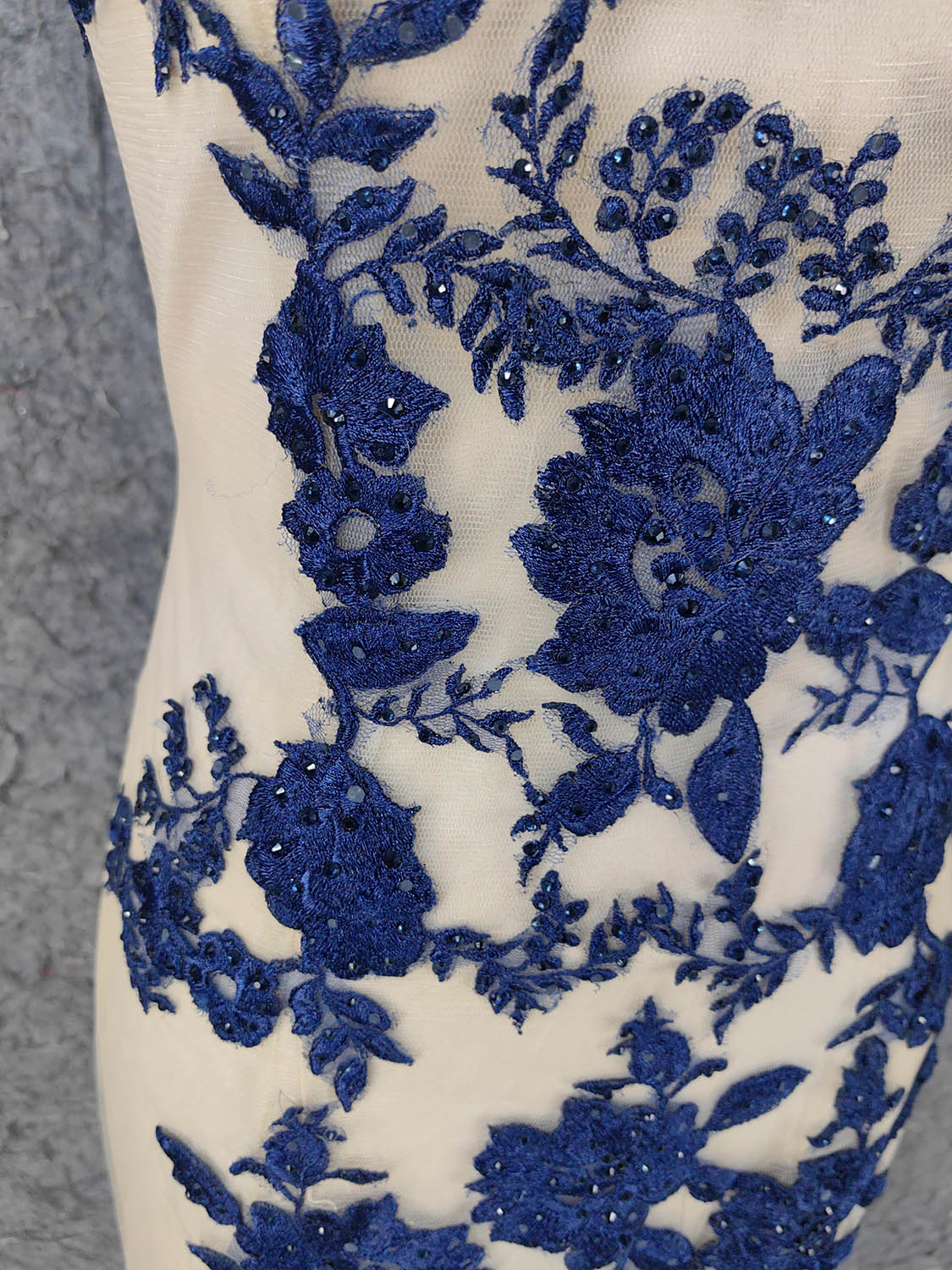 Vintage Cream Navy Mermaid Crew Neck Sleeveless Embroidered Tulle Long Formal Prom Dress