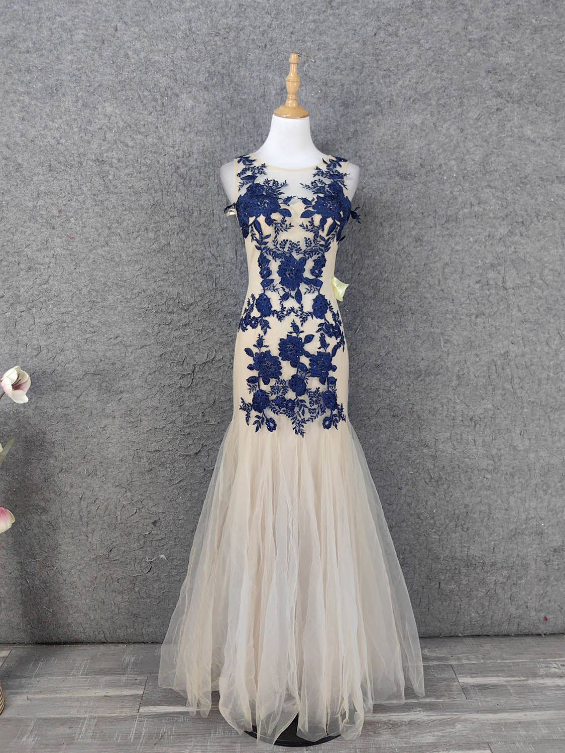 Vintage Cream Navy Mermaid Crew Neck Sleeveless Embroidered Tulle Long Formal Prom Dress