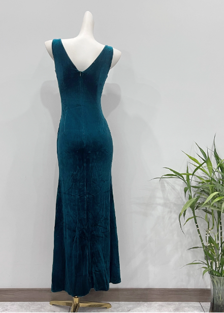 Vintage Deep Peacock Blue Mermaid V-Neck Pearl Slit Velvet Long Formal Prom Dress
