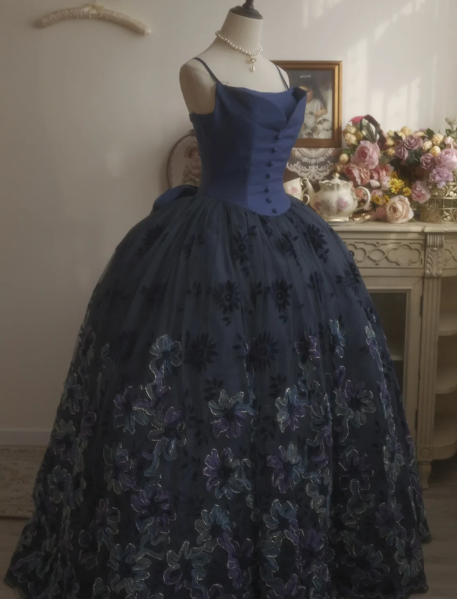 Vintage Elegant Navy Blue Bow Embroidered Train Tulle Ball Gown Prom Dress Sweet 16 Dress