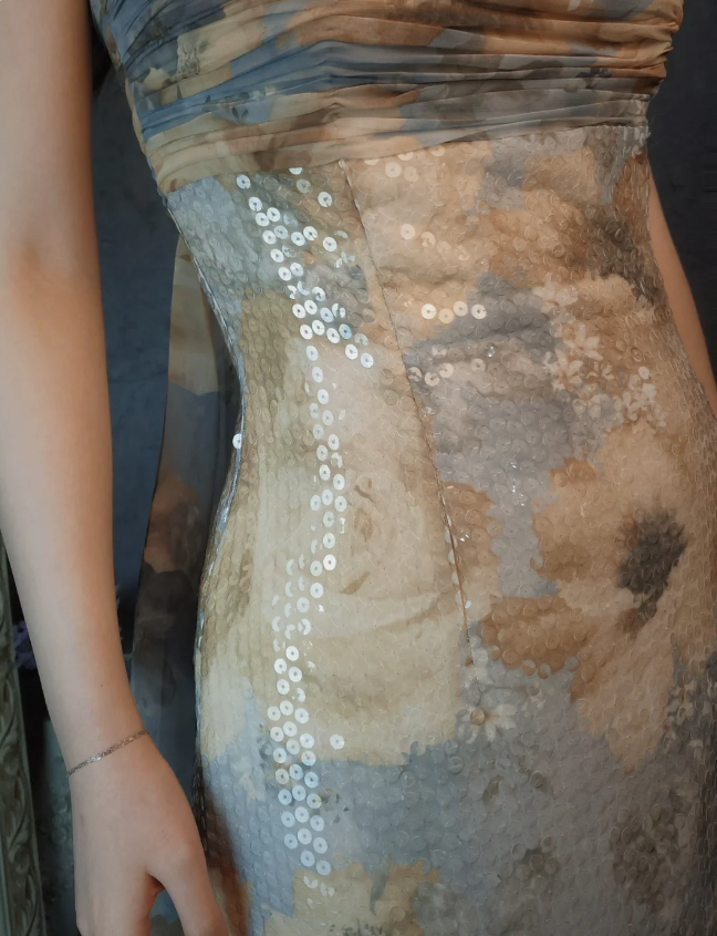 Vintage Fitted Spaghetti Strap Sequined Long Formal Prom Dress