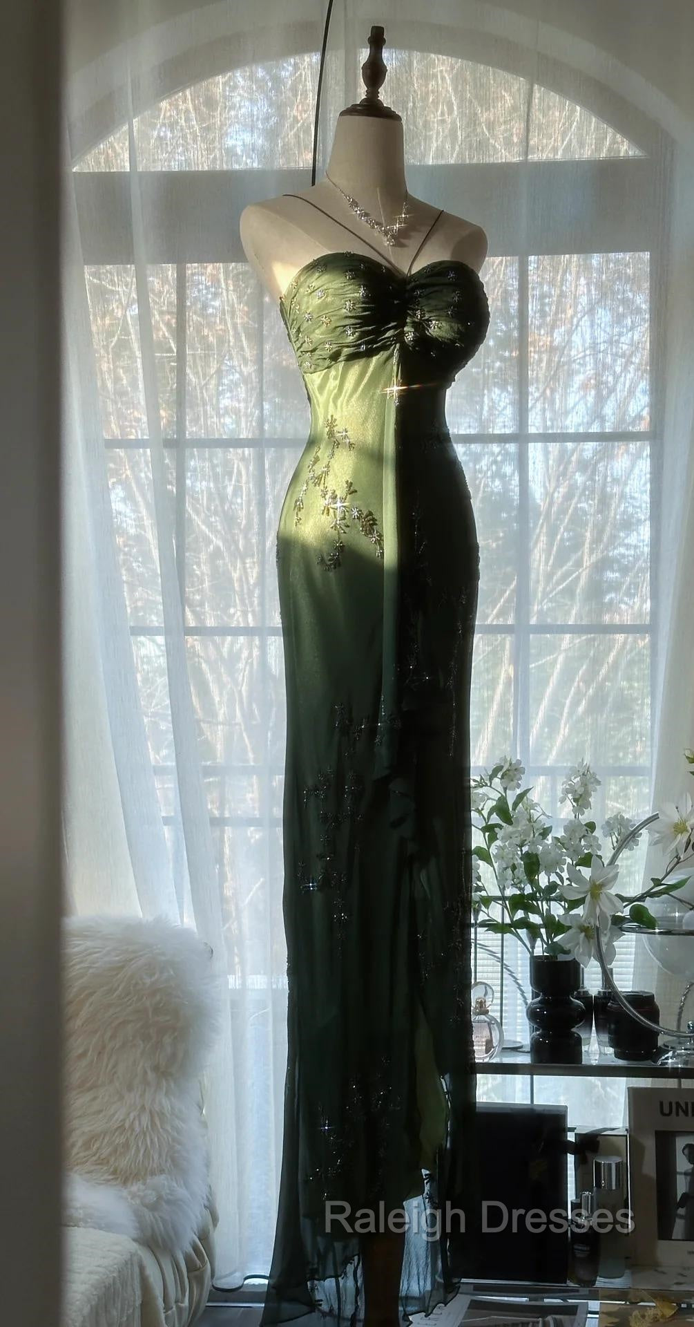 Vintage Forest Green Prom Dress For Party&Quinceanera-Elegant Spaghetti Straps Glitter Beaded Evening Gown Secondary image