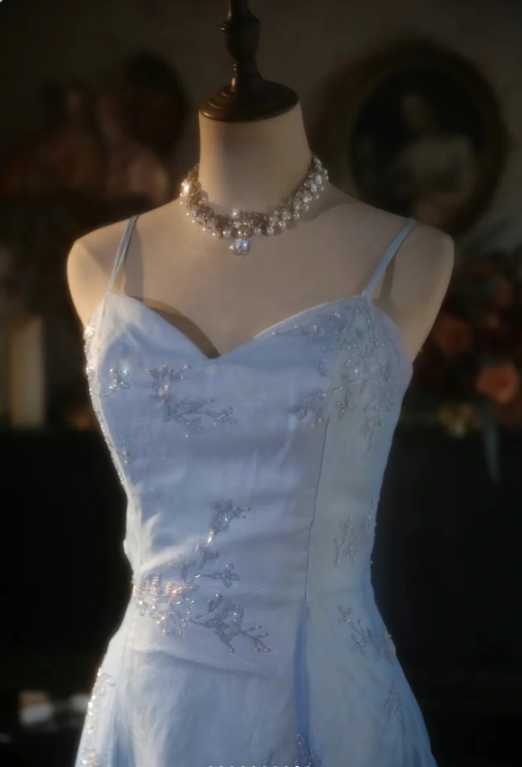 Vintage Gradient Light Blue A-Line Spaghetti Strap Beaded Tulle Long Formal Prom Dress