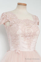 Vintage Knee-Length A-Line Pearl Pink Homecoming Dress With Lace