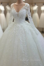 Vintage Lace Wedding Dress V Neck Long Sleeves With Flowers