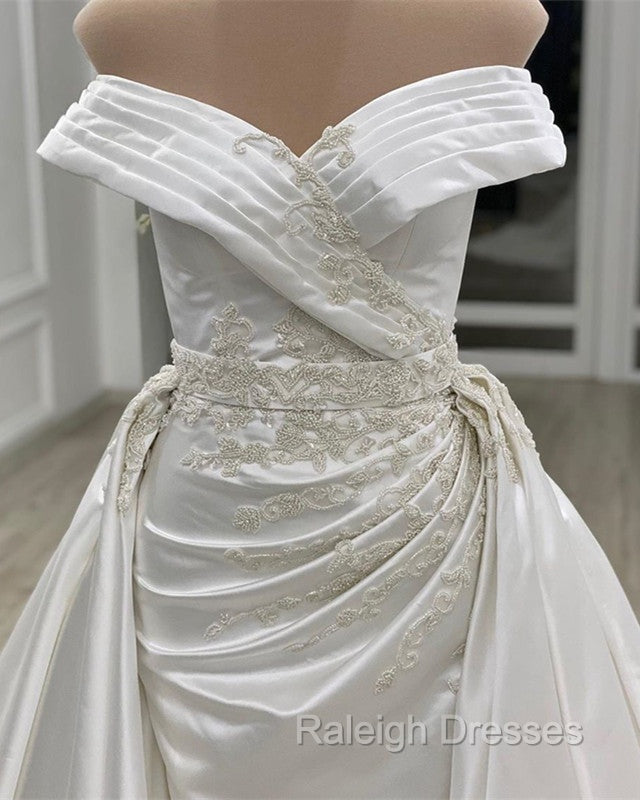 Vintage Mermaid Off Shoulder Wedding Dress Satin Embroidery Secondary image