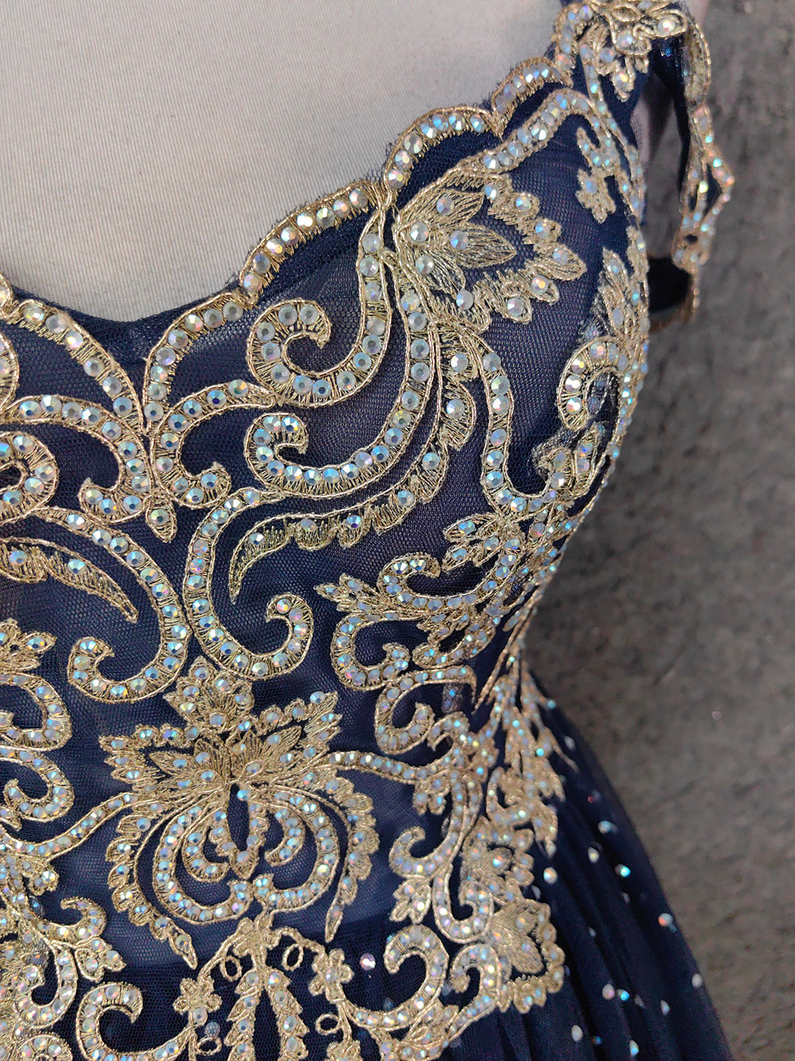 Vintage Navy Blue Off-Shoulder Gold Embroidered Rhinestone Tulle Long Formal Prom Dress