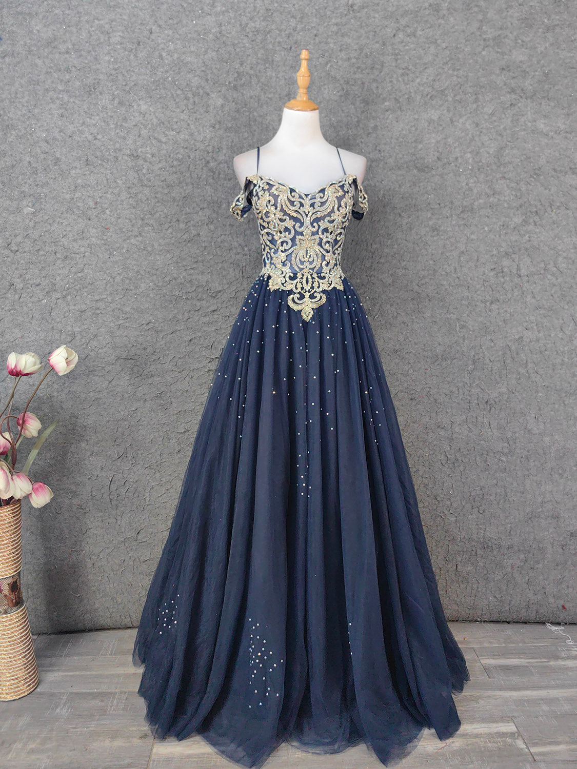 Vintage Navy Blue Off-Shoulder Gold Embroidered Rhinestone Tulle Long Formal Prom Dress Main image