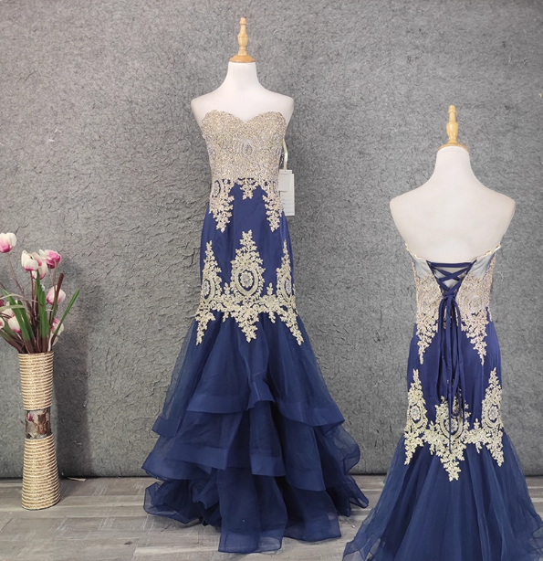 Vintage Navy Blue Sweetheart Neck Lace Rhinestone-Embellished Tulle Long Formal Prom Dress