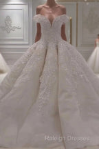 Vintage Off The Shoulder Ball Gowns Couture Wedding Dresses Lace Appliques