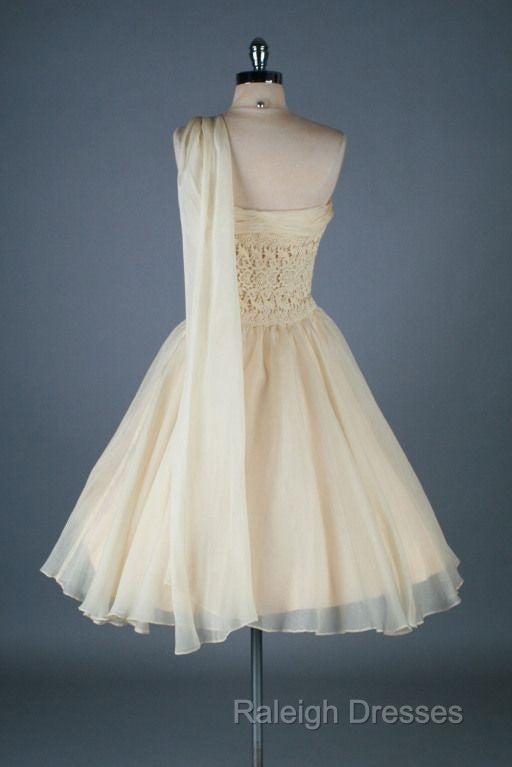 Vintage One Shoulder Organza Homecoming Dresses