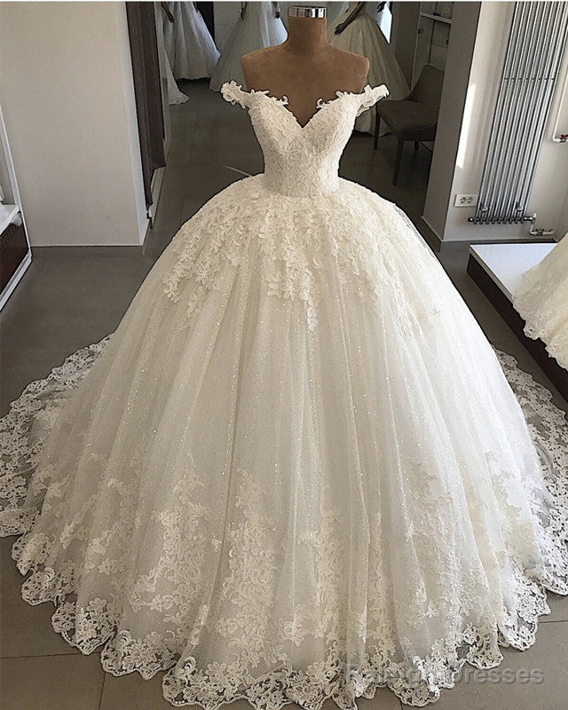 Vintage Pearl Beaded Tulle BallGowns Wedding Dress Lace Edge Main image