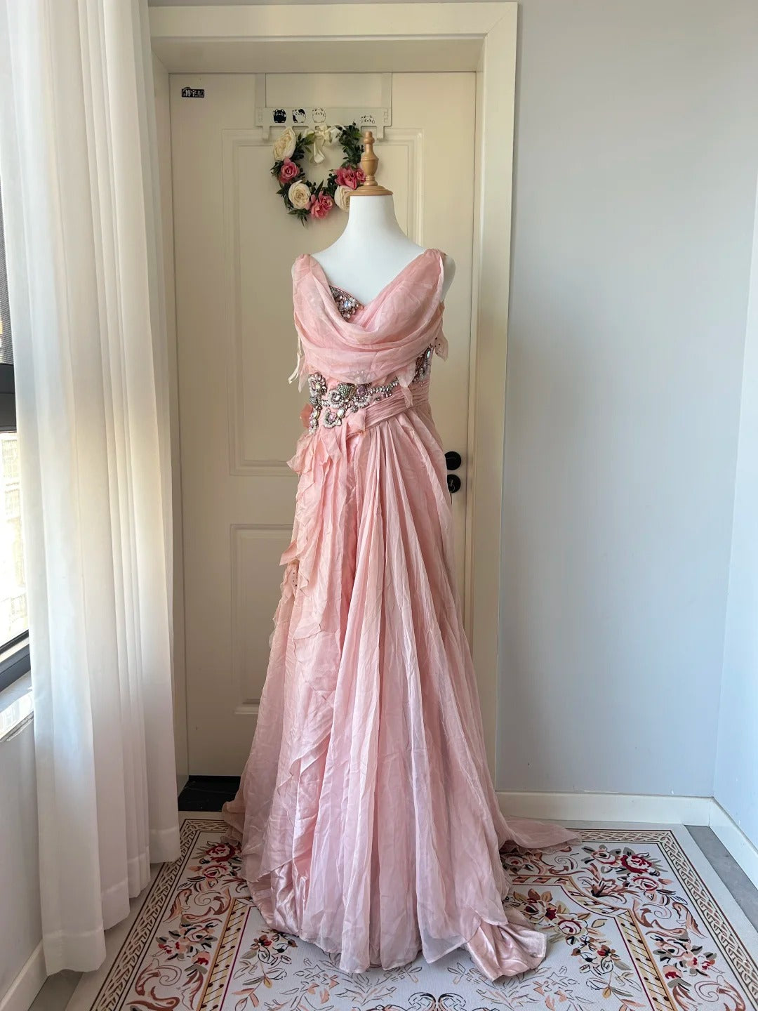Vintage Pink A-Line Rhinestone Beaded Chiffon Long Formal Prom Dress Secondary image