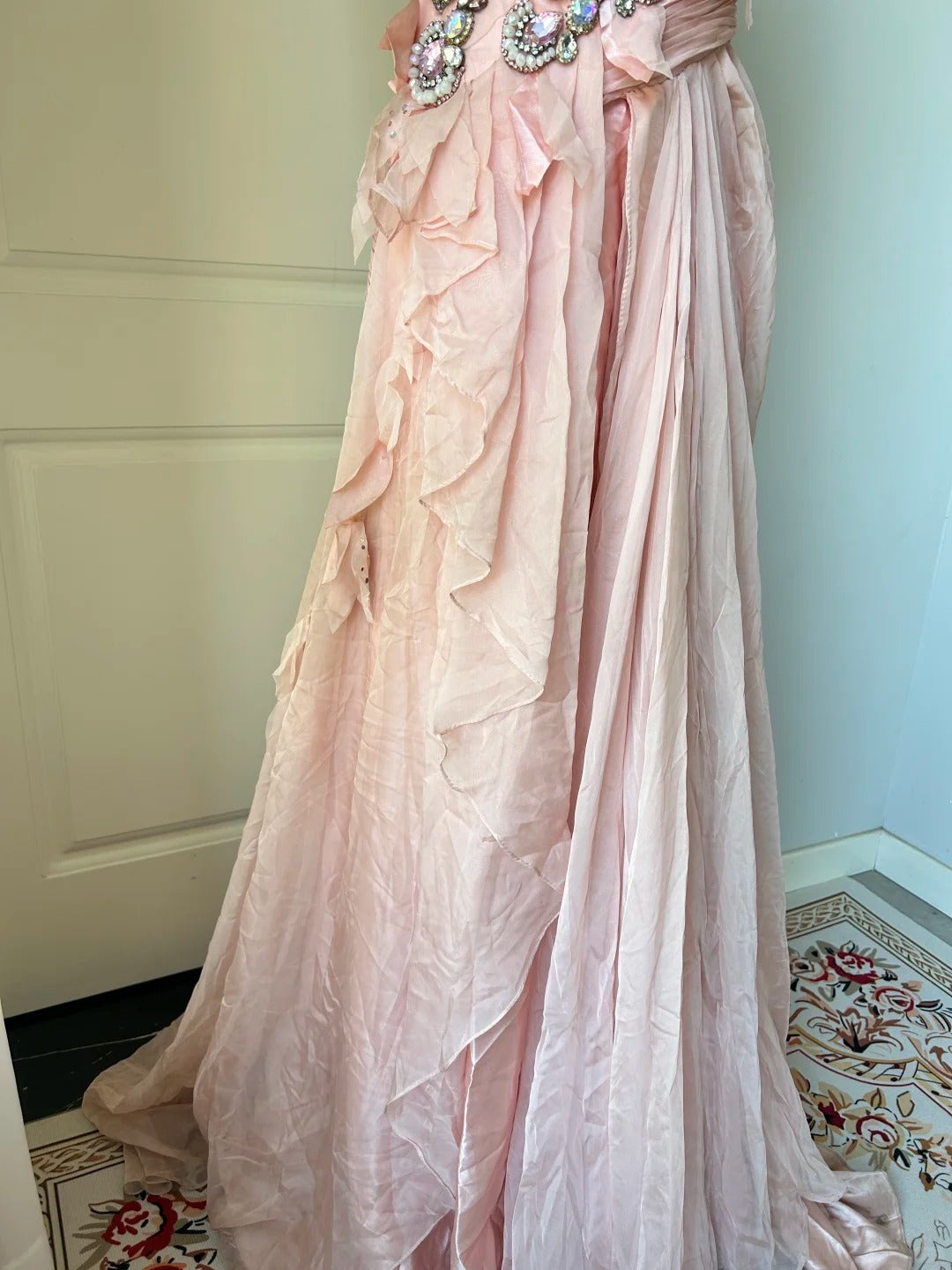 Vintage Pink A-Line Rhinestone Beaded Chiffon Long Formal Prom Dress