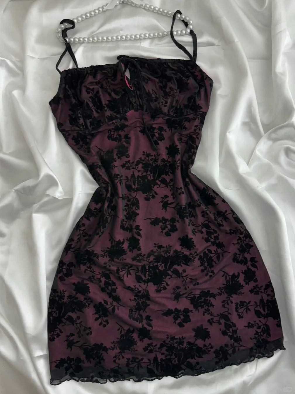 Vintage Purple Black Lace Strap Mini Homecoming Dresses