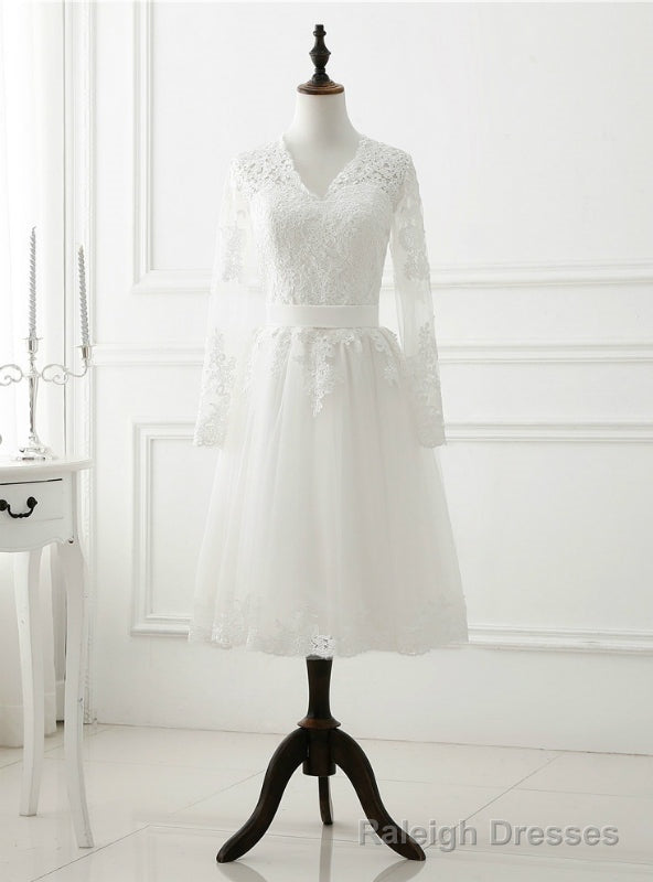 Vintage White Short Wedding Dress Long Sleeve Lace Tulle Main image