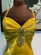 Vintage Yellow Fitted Halter Neck Satin Long Formal Prom Dress Bridesmaid Dress