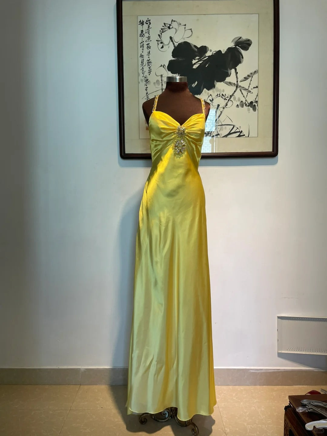 Vintage Yellow Fitted Halter Neck Satin Long Formal Prom Dress Bridesmaid Dress