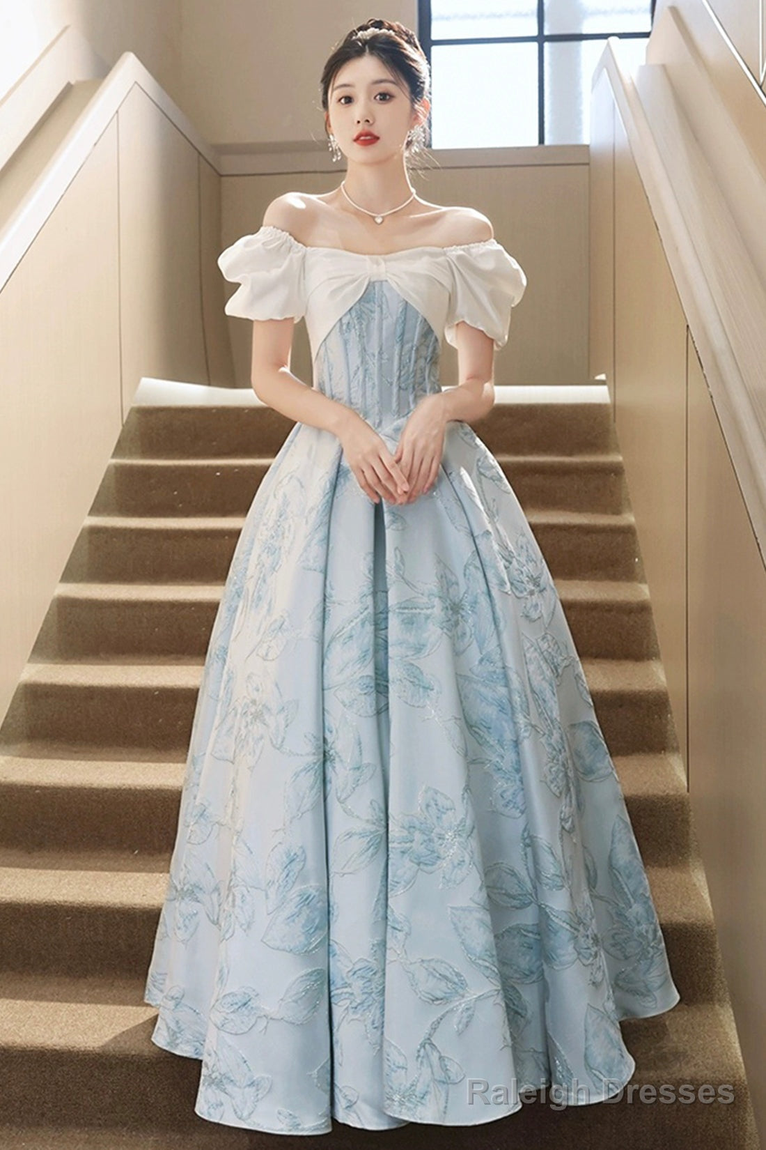 White And Blue Printed Floor Length Prom Dresses Lovely Short Sleeve Prom Dresses Main image