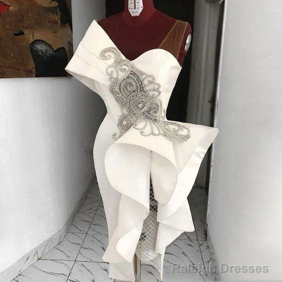 White Prom Dress Short Lace Applique Beaded Mermaid Modest Prom Gowns Homecoming Dresses
