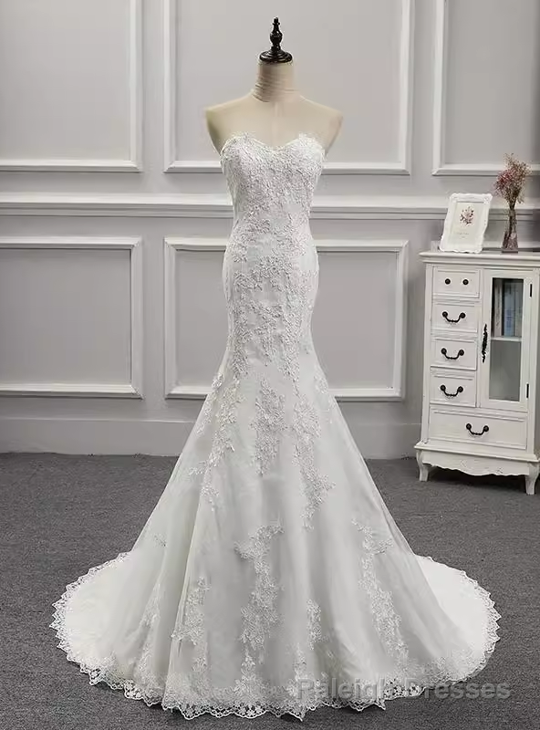 White Mermaid Lace Sweetheart Wedding Dress Main image