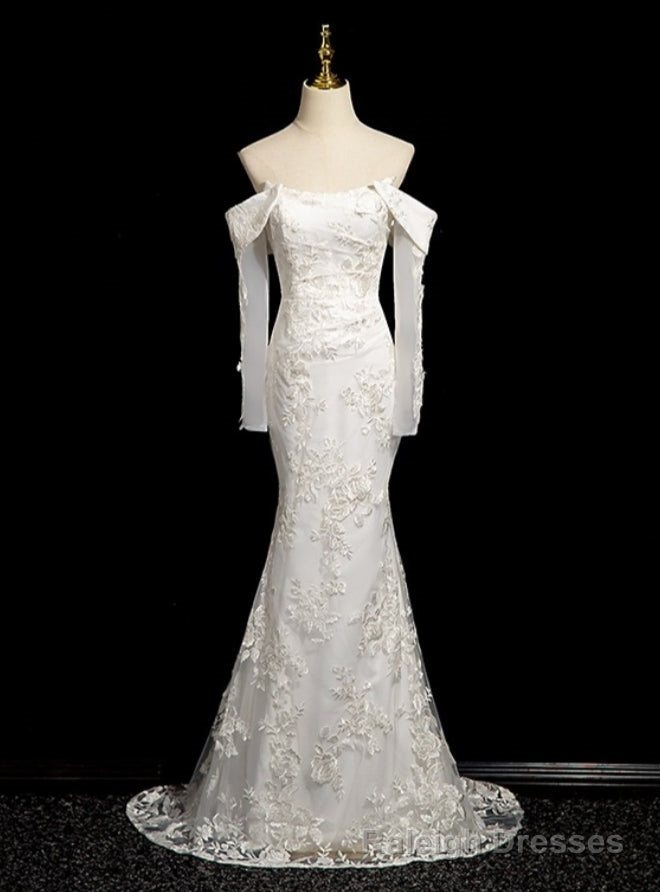White Mermaid Lace Wedding Dress With Detachable Sleeve Main image