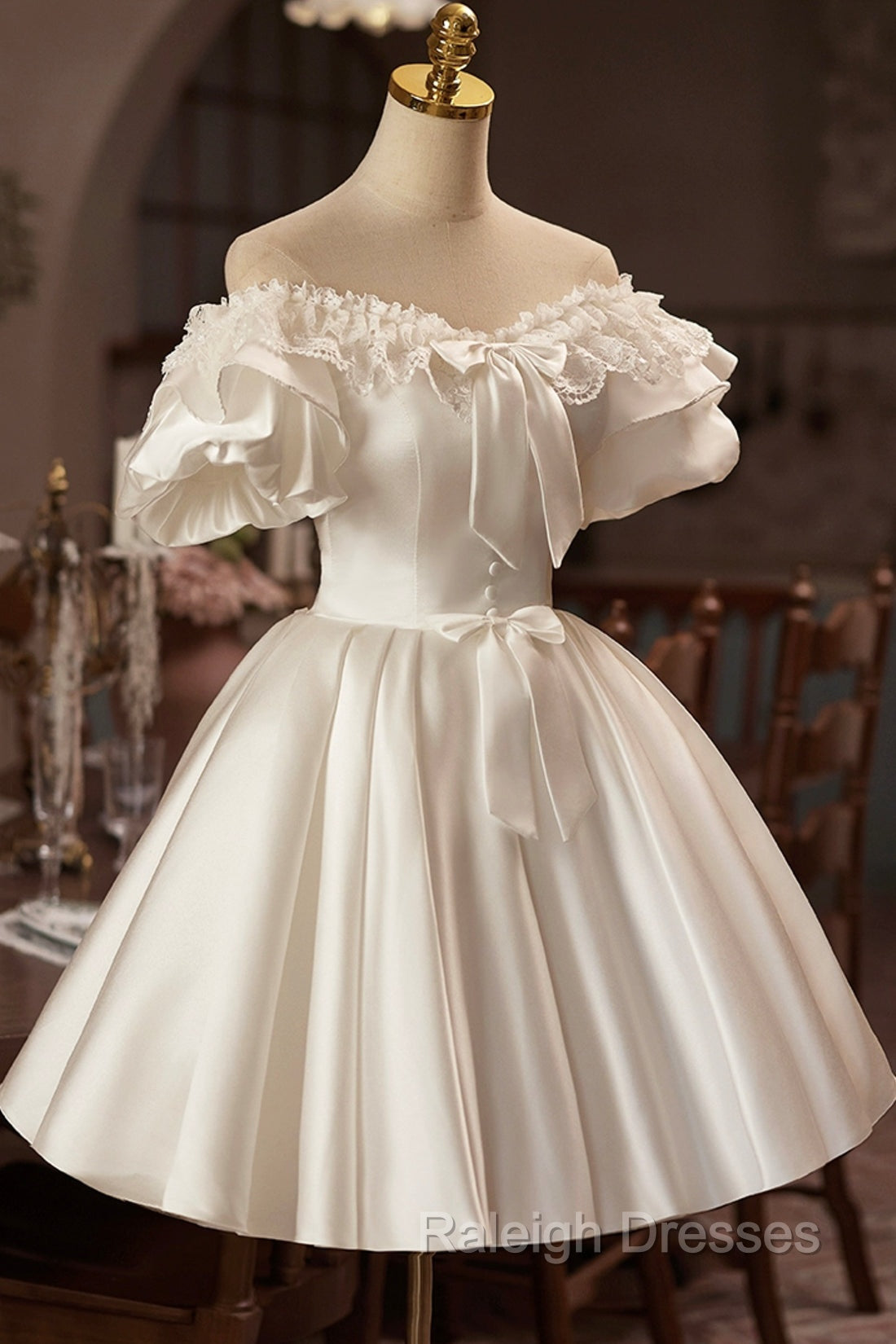 White Off The Shoulder Lace Short Prom Dresses A-Line Satin Knee Length Prom Dresses