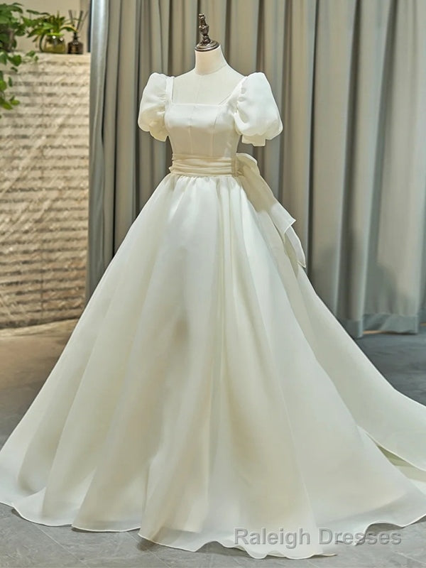 White Organza Square Short Sleeve Weddiing Dress Main image