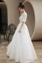 White Puff Sleeves Tulle Prom Dresses A-Line Lace Scoop Neckline Prom Dresses