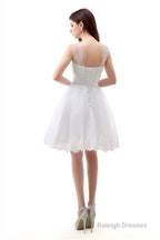 White Short Tulle Lace Knee Length Pearls Homecoming Dresses